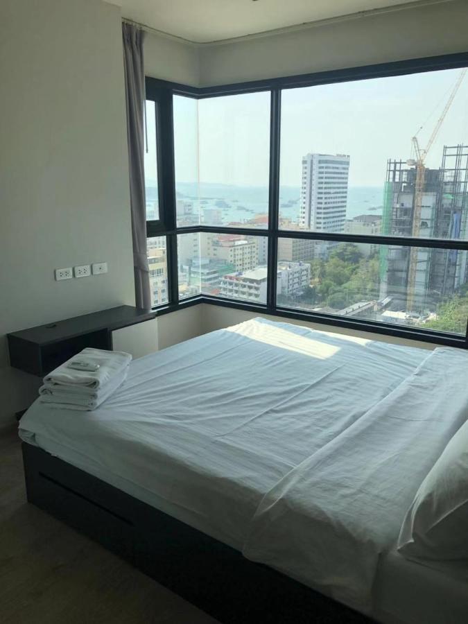 The Base Central Pattaya Seaview Zewnętrze zdjęcie
