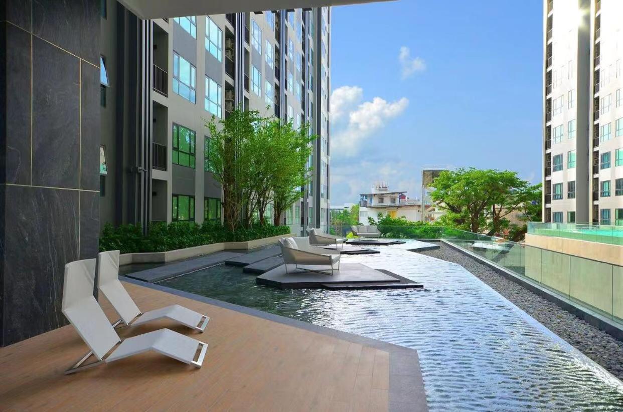 The Base Central Pattaya Seaview Zewnętrze zdjęcie
